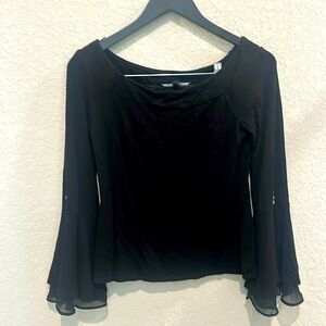 White House Black Markwt boat neck crop top size small